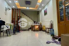 Bán nhà hào nam, đống đa, dt 39m2, mt 4m, 5 tầng, giá 5,78 tỷ.