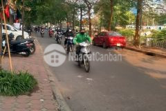 Mặt phố nguyễn khang, thang máy, kinh doanh, garaôtô, dt 63m2, mt5,2m, 9 tầng, giá 33,5 tỷ