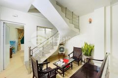 Bán nhà tân mai, 38m2, mặt tiền 4m, 5 tầng, gần ô tô, kinh doanh, sđcc