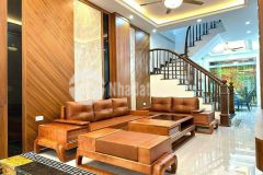 Bán gấp nhà ngõ 45 hồng tiến, long biên, 50m2 x 5tầng, phân lô, ô tô, full nội thất