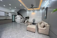 Bán nhà 3 tầng ngõ phố lê viết hưng, ph ngọc châu, tp hd, 41m2, 3 ngủ, vs, chỉ 1.7x tỷ