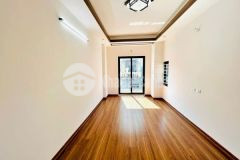 Nhà đẹp lệ mật trung tâm việt hưng vị trí đẹp phân lô vài bước ra phở quyền diện tíc