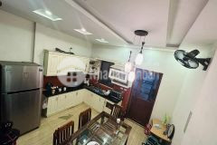 Nhà phân lô ở lĩnh nam hoàng mai. 88m xây 4 tầng, mặt tiền 4.5m giá 15.2 tỷ.