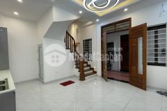 Bán nhà 30m2 lai xá hoài đức. 4 tầng 1 tum, 3 ngủ 3 vệ sinh. nhận nhà ngay