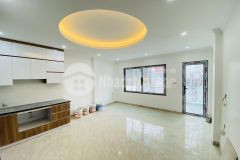 Có 102 bán nhà kim ngưu, hai bà trưng 46.4 m2, 5 tầng thang máy, mặt tiền 4.6m, giá chỉ 10,x tỷ