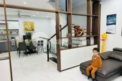 Cần bán nhà trương định, hoàng mai, dt 56m,5 tầng, mặt tiền 5.3m, gía 6.85 tỷ.