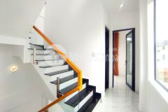 Cần bán căn nhà mới tinh chưa ở cực đẹp