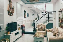 Bán gấp nhà trung tâm gò vấp quang trung,phường 11. dt 50m2 giá 4.3 tỷ thương lượng.