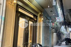 Cần bán nhà giếng mứt, hai bà trưng, dt 32m, nhà 5 tầng, mặt tiền 3.7m, gía 6.6 tỷ.