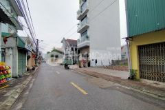 Măt phô ke tanh giang biên thửa siêu đẹp mặt tiền rộng chia lô vỉa hè rộng ô tô trán