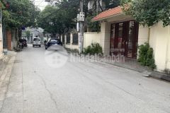 Nha đep nguyên văn linh thach ban ô tô tránh full nội thất lô góc mặt tiền rông