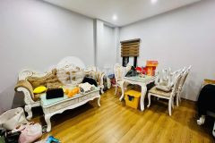 Nhà đẹp phố phương mai,đống đa, ô tô đỗ cửa, dt 45m2, mt 4,3m, 4 tầng, giá 7,35 tỷ