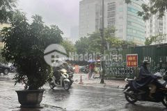 Bán đất tặng nhà mặt đường trần cung,kinh doanh sầm uấtgiá 10.5tỷ.0982356996