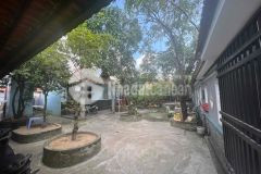 Ngộp bank bán gấp biệt thự nhà vườn 35x18 đường hồ văn long