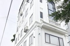 Nguyên văn linh ôtô đỗ cửa lô góc 3 thoáng thang máy phong cách hiện đại full nội thất