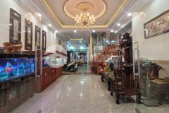 Bán gấp nhà mt kinh doanh 339, phước long b b, q9 chỉ 7,7 tỷ