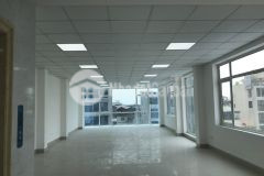 Mặt phố nguyễn văn cừ, 9 tầng, thang máy, lô góc, tòa văn phòng đỉnh nhất phố.