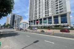 Bán nhà mặt tiền nguyễn xí ngay vincom 4.2x32m hđt30tr