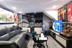 Bán nhà nguyễn văn cừ,long biên 38m,6 tầng đẹp gần phố nhỉnh 4 tỷ