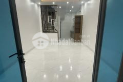 Giảm giá bán gấp nhà trần cung, nội thất 5 sao, dt 41m2, nhỉnh 4 tỷ.