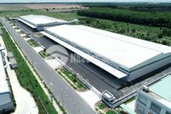 Cho thuê kho xưởng kcn phú an thạnh, bến lức, long an. dt xưởng 7500m2 15000m2. giá 3,5m2.