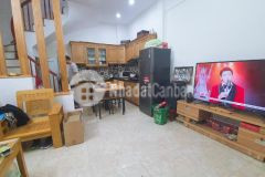 Bán nhà xuân la, ngay hồ tây lộng gió, nội thất cực đỉnh, dt 39m2, nhỉnh 4 tỷ.