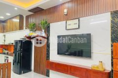 Cần bán nhà đại la, hai bà trưng. dt 4833, nhà 5 tầng, mặt tiền 4.2m, gía 5.65 tỷ