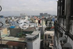 Cho thuê nhà mt lê quang định, p14, bình thạnh thích hợp làm chdv, dt 4x25m nở hậu 4.5m giá 68tr