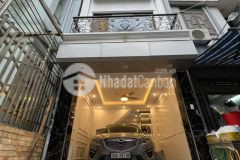 Siêu phẩm thanh xuân. 31m2 x 5 tầng. gara. ngõ thông. ô tô tránh. kinh doanh. hơn 5 tỷ.