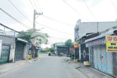 Cần tiền bán gấp căn nhà 62m2 ở xã tân xuân hóc môn. giá 550 triệu.