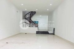 Cho thuê mặt bằng nguyễn văn trỗi giá 10tr gần ngã tư lê hồng phong khu vực buôn bán đông đúc cả ngà