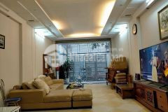 Bán nhà phố trần quang diệu phân lô ô tô vip quận ủy đống đa, 90m2, mt 8,5m