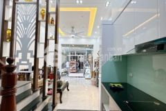 Nhà đẹp đỉnh ngõ quỳnh nhà ở,kinh doanh thông số vàng