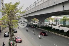 Bán nhà mặt phố phạm văn đồng, chủ tặng giấy phép xây dựng