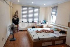 Bán nhà 7 tầng thang máy, trung tâm thị trấn trâu quỳ giá hơn 3 tỷ