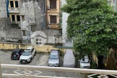 Căn 102 đống đa. 5 tỷ 40m2 4 tầng. sân riêng 10 xe máy, full nội thất