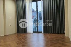 Nhà mới koong nguyễn văn cừ 5 tầng thang máy ô tô đỗ cửa ở sướng 45m