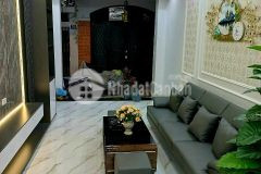 Bán nhà 5 tầng đường láng vị trí đẹp giá 4x tỷ