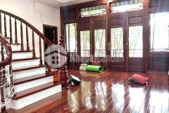 Bán nhà phân lô quận cầu giấy, vị trí đẹp, mt 6m, kinh doanh đỉnh, vỉa hè, ô tô tránh.