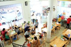 Sang góc 2 mặt tiền 1 trệt 1 lầu giá 20tr th đường thống nhất mới, gần vòng xoay người qua lại