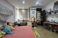 Bán nhà lạc trung 5 tầng long lanh ở ngay hai bà trưng