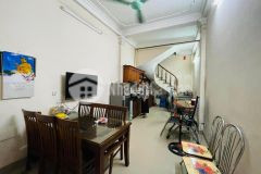 Bán nhà 3 tầng tại trương định hoàng mai, 58m mặt tiền 3m, giá 12.5 tỷ.