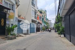 Bán nhà hẻm 8m lạc long quân, quận 11, 4.2x19, 3 tầng rất đẹp, giá tốt