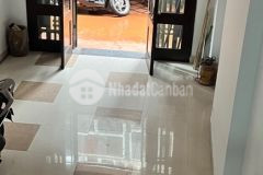 Bán nhà lạc long quân 49m 5 tầng 7,85 tỷ