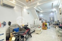 Bán nhà gần lạc long quân, quận 11, 40m2, rất đẹp, full nội thất, chỉ 4 tỷ xíu