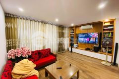 Bán nhà phân lô quận cầu giấy, vị trí đẹp, sát phố, vỉa hè, ô tô tránh, kinh doanh đỉnh.