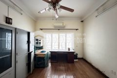 Bán nhà phố vọng siêu hiếm 5 tầng dân xây sát phố hai bà trưng