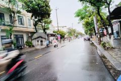 6.9 tỷ dt 120m2 3 tầng mặt tiền lê tấn trung sơn trà đà nẵng.