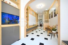 Siêu phẩm nhà đẹp kế chợ gò vấp hẻm 4m rộng rãi gần mặt tiền chỉ với 2.7 tỷ.