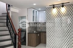 Bán gấp nhà lạc long quân, p8, tân bình, giá 2t4 tl